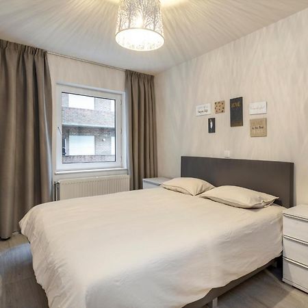 Ruim Appartement Aan De Jachthaven 布兰肯贝赫 外观 照片