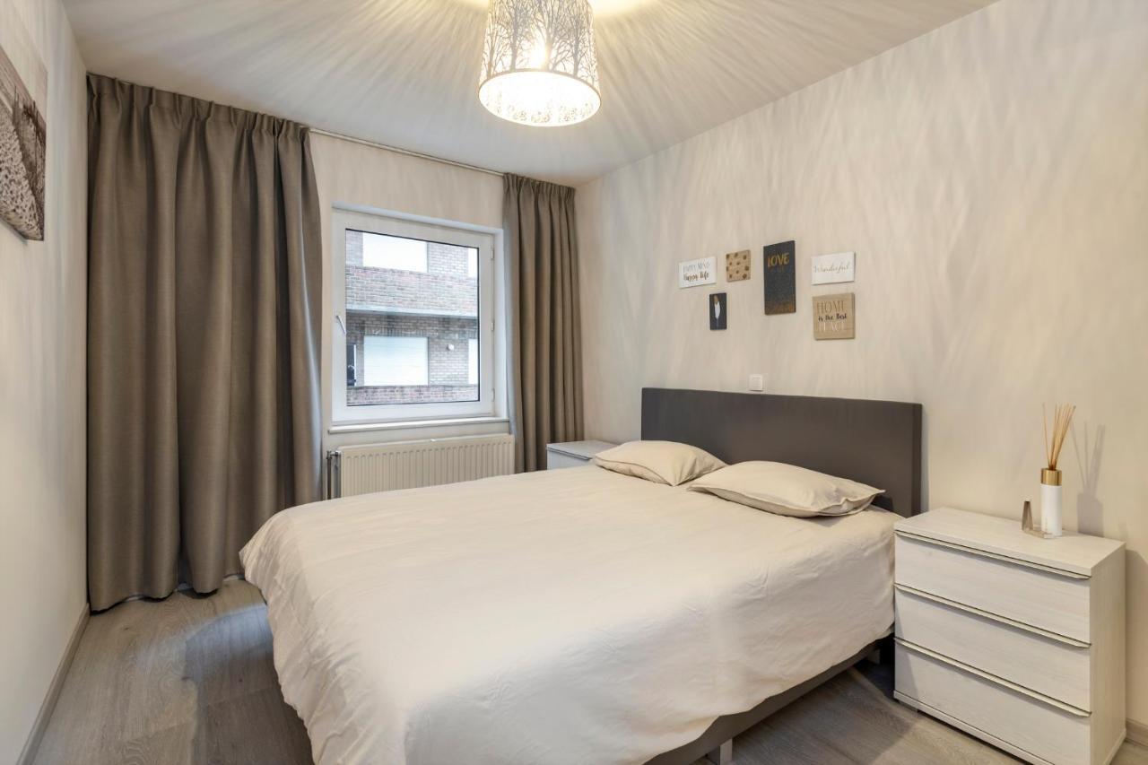 Ruim Appartement Aan De Jachthaven 布兰肯贝赫 外观 照片